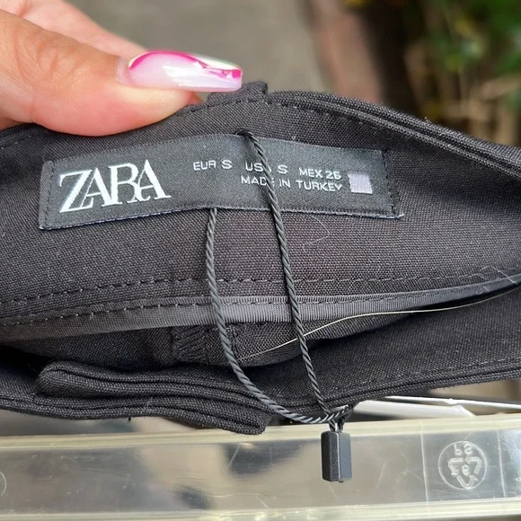 Zara Shorts - Picture 4 of 4